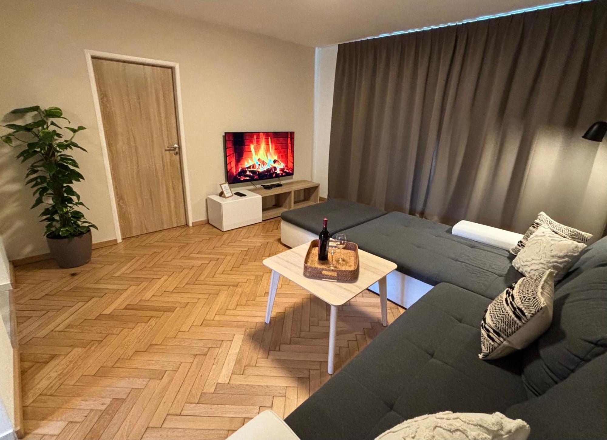 Apartman Relax Leilighet Zvolen Eksteriør bilde